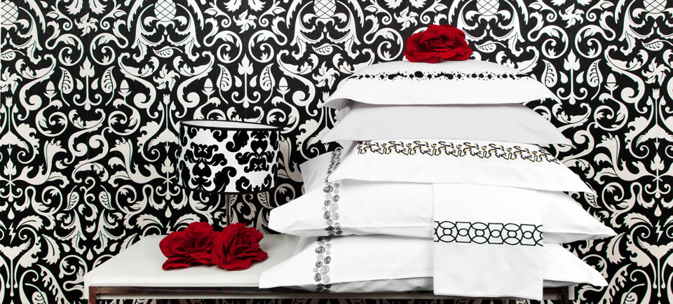 Black & White Rose Bedsheet